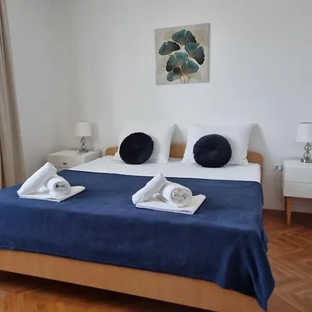 Nika Apartman